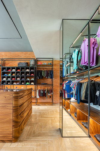 ChainSiman_ProShop