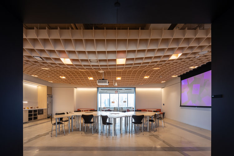 Gensler_Huge