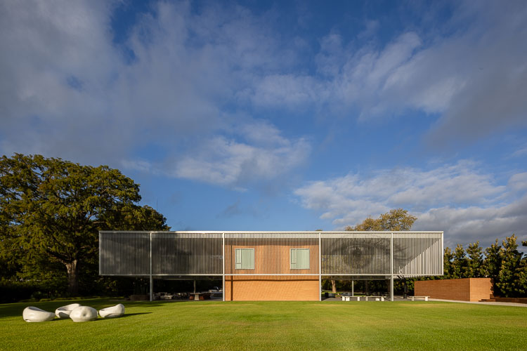 MiroRivera_Lotus_GuestHouse