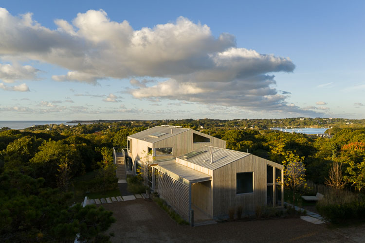 Standard_MarthasVineyard