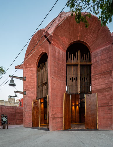 Tmagazine_SantaCruzChapel