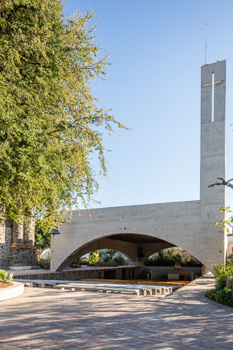 Tmagazine_SenorTulaChurch